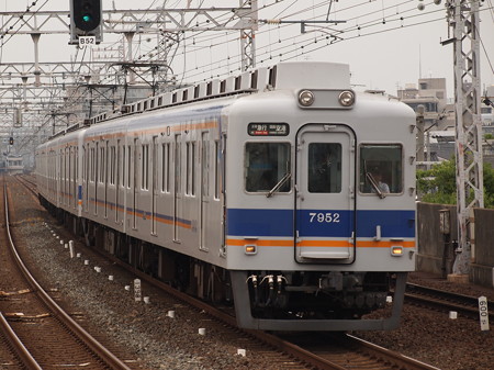南海7100系空港急行 南海本線粉浜駅02