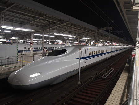N700系のぞみ 東海道新幹線新大阪駅03