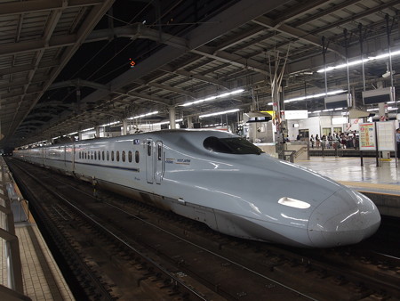 N700系さくら 山陽新幹線新大阪駅02