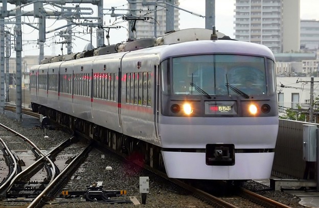 〈特急〉10000系10103F（36ﾚ）ちちぶ36号SI01池袋