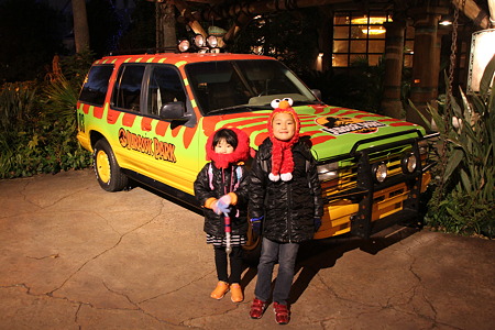 062　ジュラシックパークの車