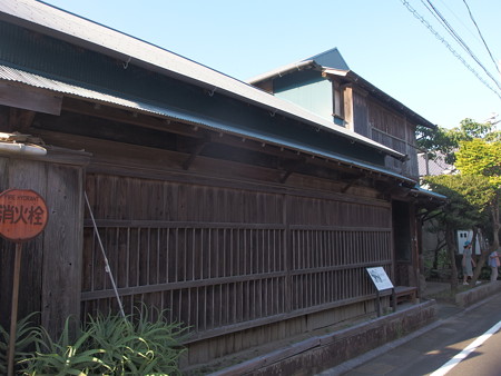 P8234478