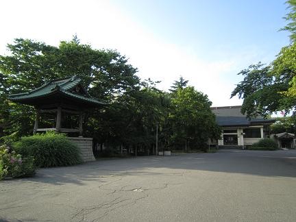 蓮心寺境内