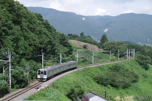 Photos: s2310_篠ノ井線3523M_姨捨公園