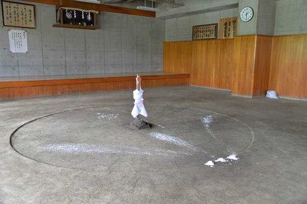 相撲教習所の土俵