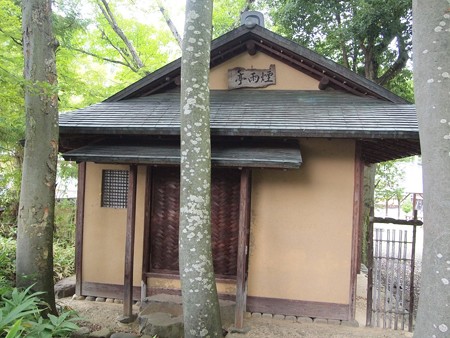 象山神社 煙雨亭