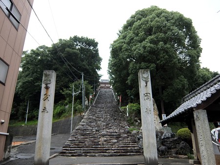 伊佐爾波神社02