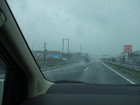 台風直撃の中、ドライブ・・・
