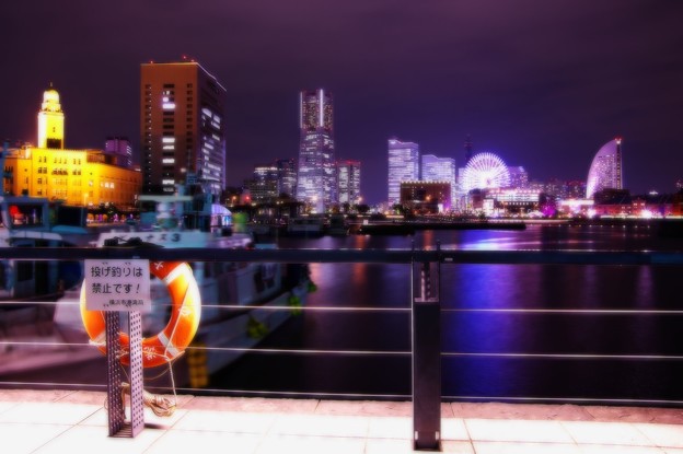 ある冬の横浜の夜 ここは綺麗な夜景ですので投げ釣り禁止 笑 写真共有サイト フォト蔵