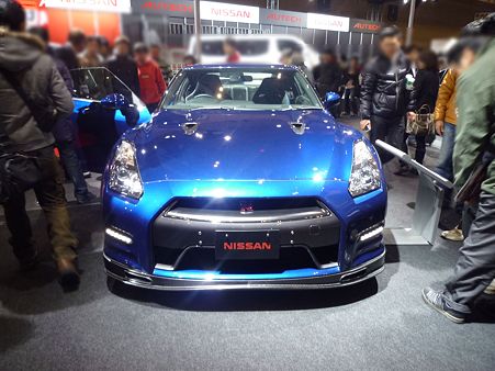 TOKYO AUTO SALON 2012 NISSAN GT-R Black edition